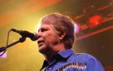 Помер засновник легендарного гурту The Beach Boys