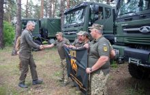 Кличко: 112 бригада отримала 2400 БпЛА від громади столиці, а 92 бригада – 5 вантажівок