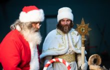 Сніг влітку, робота під час обстрілів і суперзірки в кадрі: у Києві завершили знімання казки "Вартові Різдва"