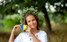 З Днем Конституції, Україно: зворушливі слова і патріотичні листівки