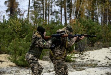 К защите Украины будут готовить как мужчин, так и женщин, - законопроект