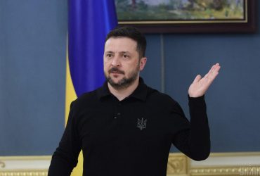 Половина самолетов, поврежденных во время операции СБУ, не подлежат восстановлению, - Зеленский