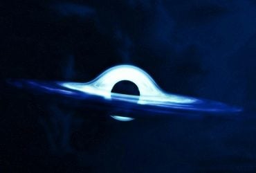 Разрушитель звезд: в NASA обнаружили космическое чудовище в 600 млн световых лет от Земли