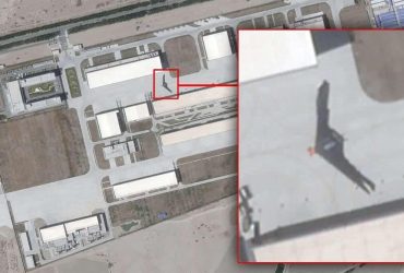 На китайской базе заметили стелс, похожий по размерам на бомбардировщик B-2 Spirit