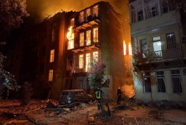 Оккупанты ударили по Одессе Шахедами: есть разрушения и пострадавшие (фото)