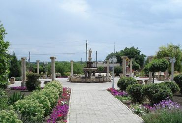 Людей майже немає: який вигляд має популярний курорт Азовського моря під час окупації (відео)