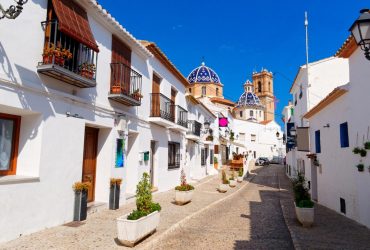 Найсмачніша їжа та казкові пляжі: де краще відпочити в Іспанії цього літа