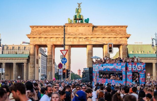 Вознаграждение за уборку мусора: европейская столица запускает новую инициативу