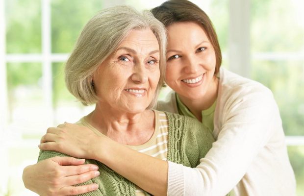 5 небезпечних маніпуляцій батьків, що впливають на поведінку вже дорослих дітей