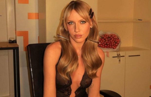 Лесю Нікітюк звинуватили у брехні про материнство: телеведуча емоційно відповіла