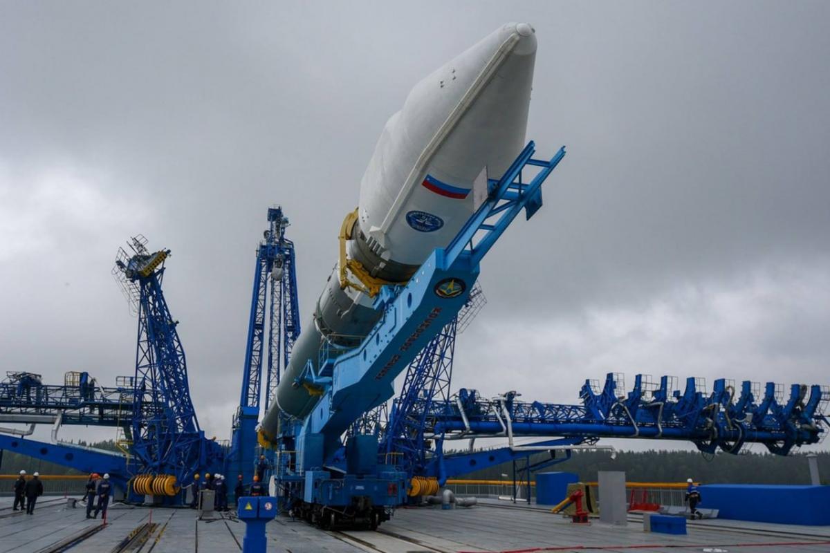 Российский спутник "Космос-2558" выпустил неизвестный объект /фото МО РФ Российский спутник "Космос-2558" выпустил неизвестный объект /фото МО РФ