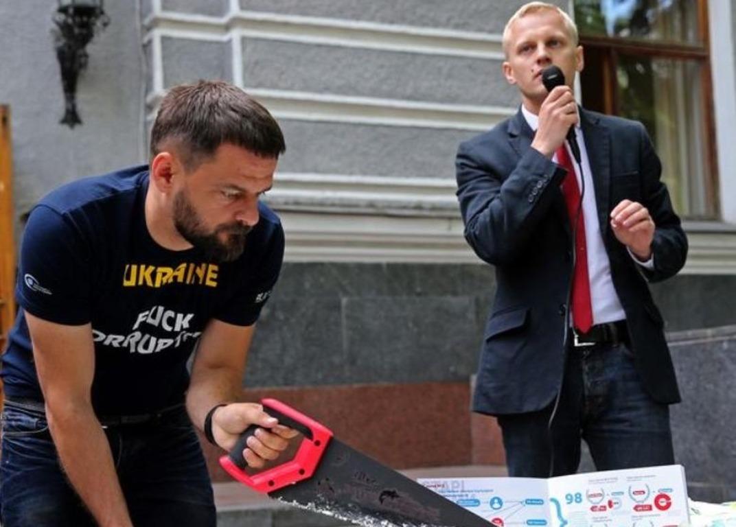 Суд вкотре не дозволив детективу НАБУ закрити справу про організацію фіктивних відряджень Шабуніна до НАЗК, – ветеран Суд вкотре не дозволив детективу НАБУ закрити справу про організацію фіктивних відряджень Шабуніна до НАЗК, – ветеран