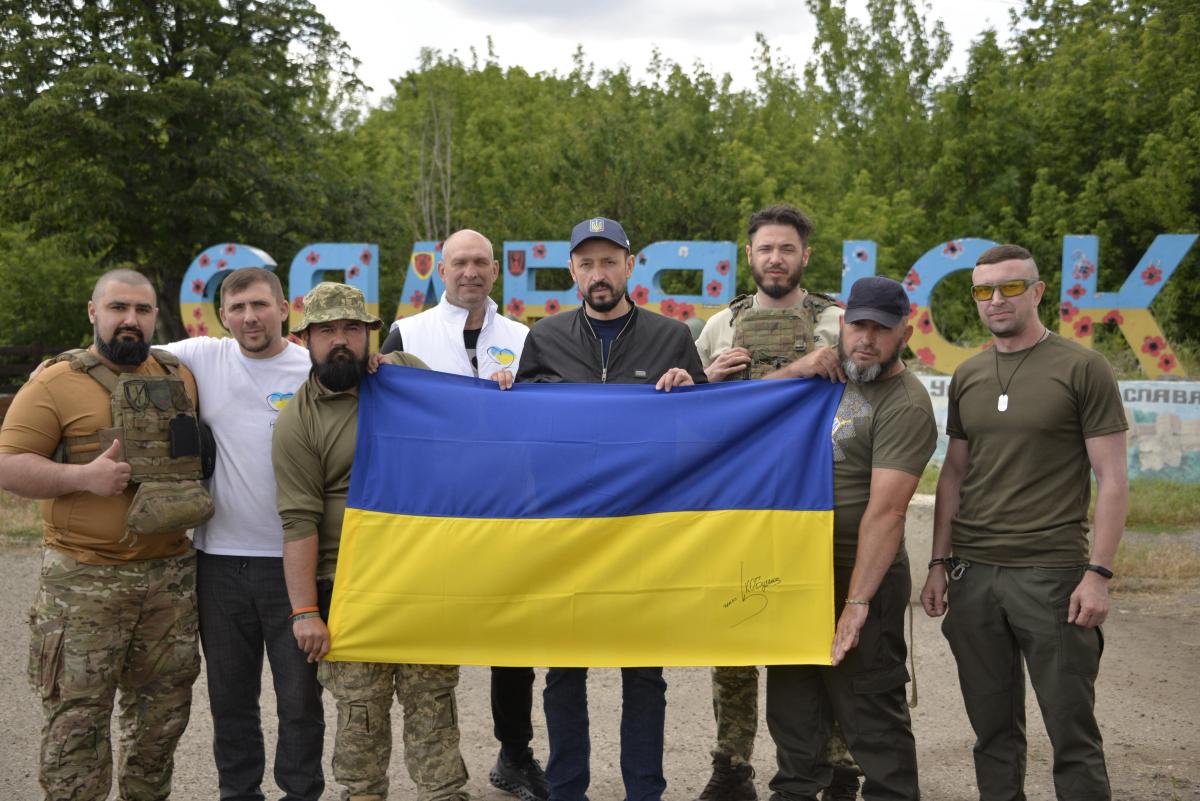 фото Благодійний фонд молодіжної ініціативи «Надія» фото Благодійний фонд молодіжної ініціативи «Надія»