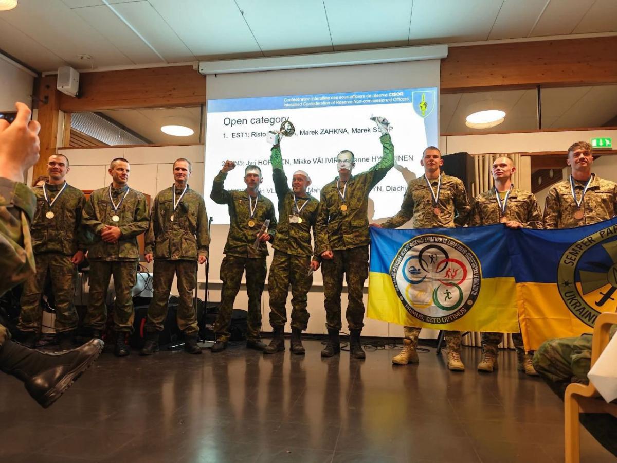 Украинцы дебютировали на военных соревнованиях CISOR MILCOMP с тремя наградами благодаря поддержке мецената Василия Костюка Украинцы дебютировали на военных соревнованиях CISOR MILCOMP с тремя наградами благодаря поддержке мецената Василия Костюка