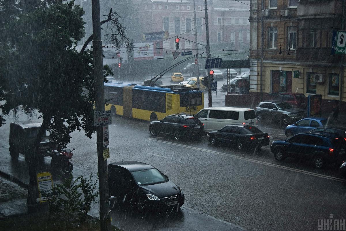Heavy showers / UNIAN photos are expected in Kiev Heavy showers / UNIAN photos are expected in Kiev