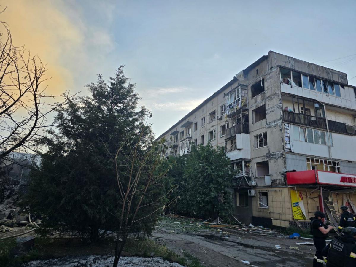 Наслідки російського удару в Добропіллі / фото t.me/VadymFilashkin Наслідки російського удару в Добропіллі / фото t.me/VadymFilashkin