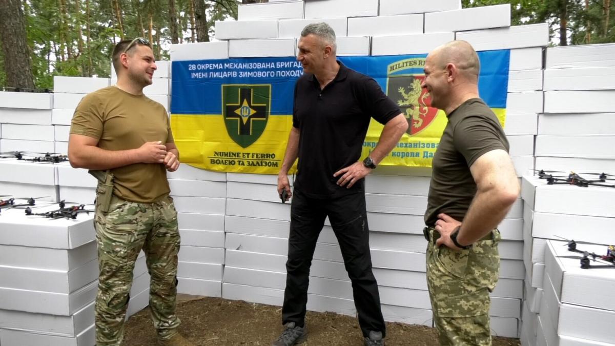 Кличко: Еще 800 FPV-дронов от Киева - для фронта Кличко: Еще 800 FPV-дронов от Киева - для фронта