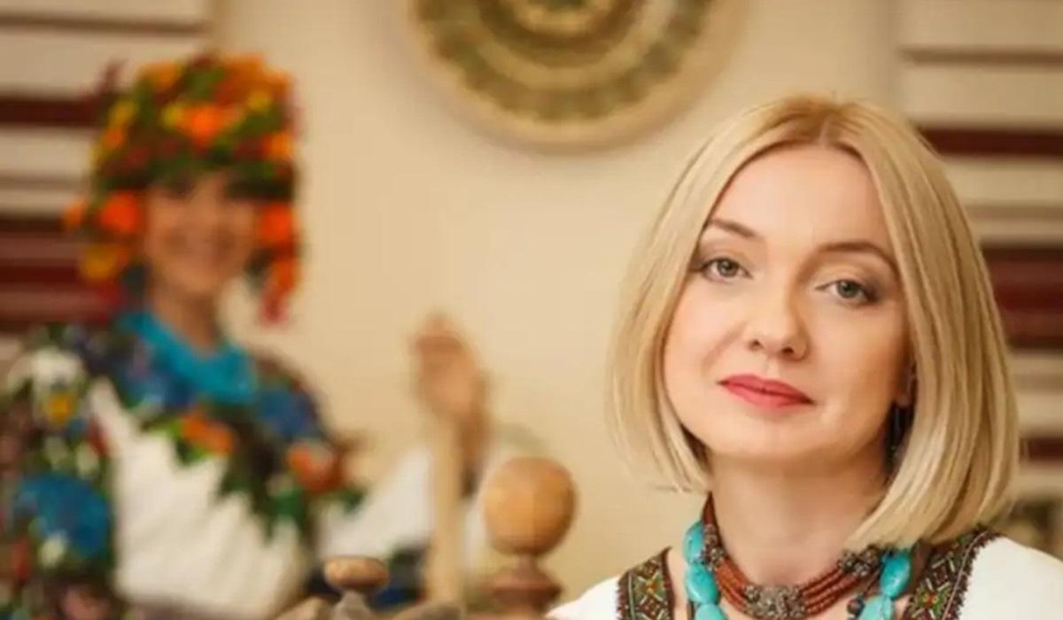 Языковой омбудсмен призвала отменить особый статус русского языка в Украине Языковой омбудсмен призвала отменить особый статус русского языка в Украине