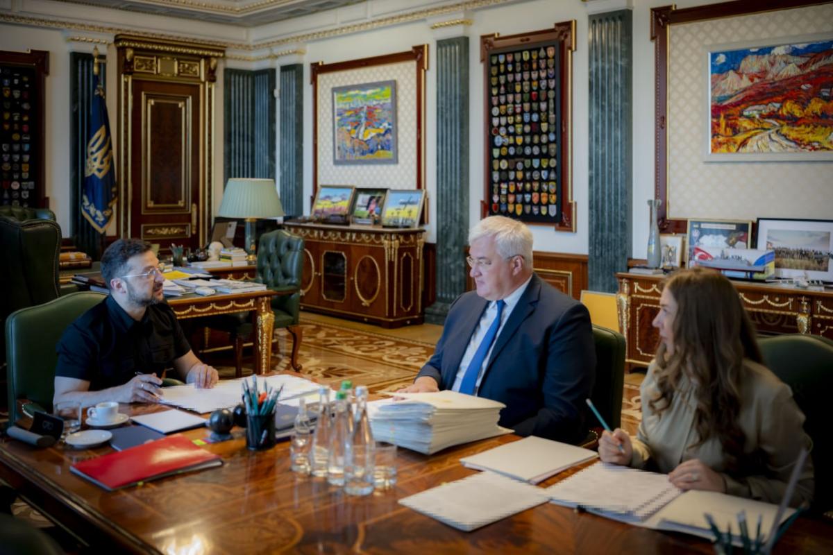 Зеленський призначив послів у низці країн / фото Телеграм-канал Зеленського Зеленський призначив послів у низці країн / фото Телеграм-канал Зеленського