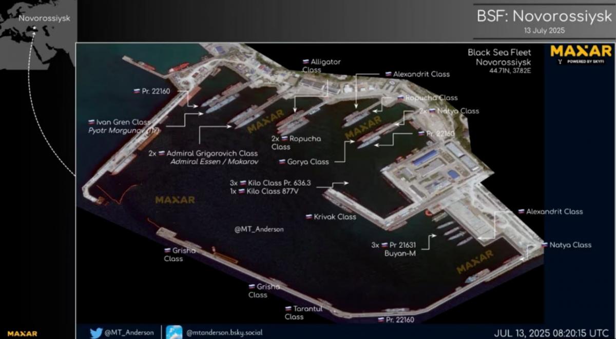 Розташування кораблів Чорноморського флоту РФ у Військовій гавані Новоросійська / скріншот зі сторінки MT_Anderson у соцмережі Х Розташування кораблів Чорноморського флоту РФ у Військовій гавані Новоросійська / скріншот зі сторінки MT_Anderson у соцмережі Х