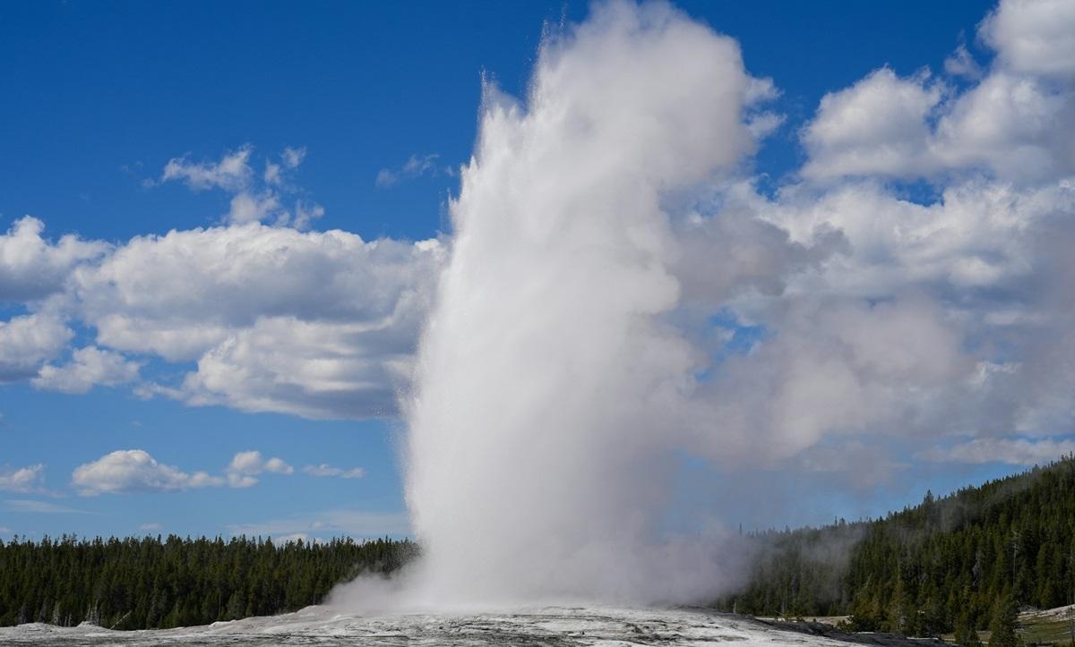 У разі виверження може загинути величезна кількість людей / фото - Unsplash У разі виверження може загинути величезна кількість людей / фото - Unsplash