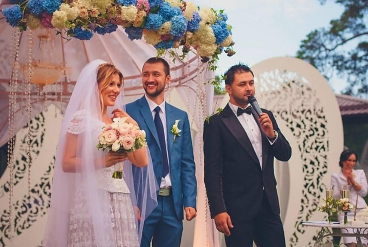 Алена и Тамерлан на свадьбе / фото инстаграм Алены Омаргалиевой Алена и Тамерлан на свадьбе / фото инстаграм Алены Омаргалиевой