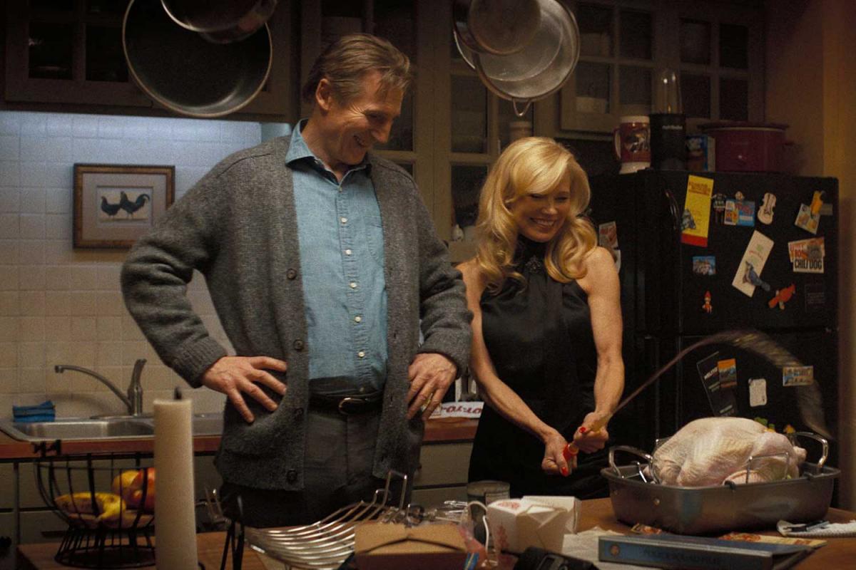 Кадр з фільму "Голий пістолет" 2025 року / фото Paramount Pictures