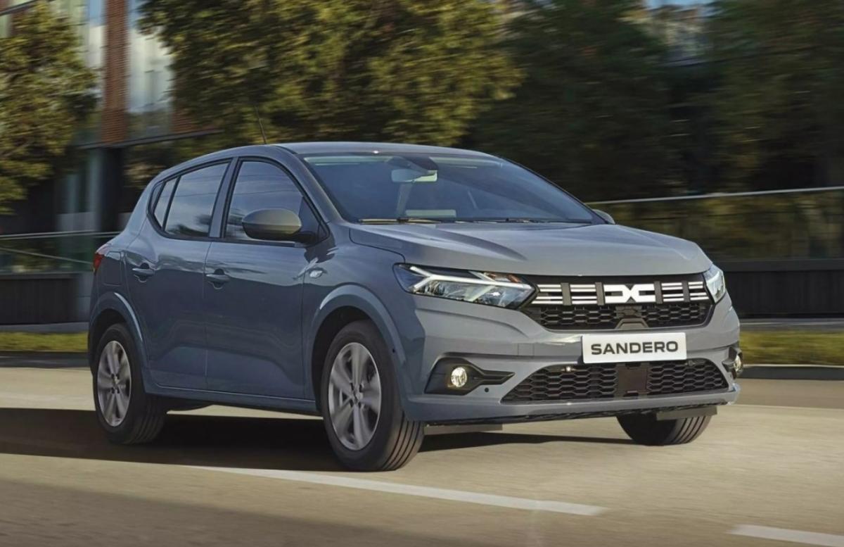 Спрос за год упал на 11% / фото dacia-sandero.infocar.ua