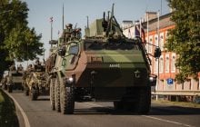 ВСУ получат от Латвии бронетранспортеры Patria 6x6