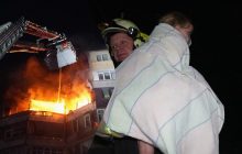 Оккупанты ударили дроном по многоэтажке в Одессе: среди пострадавших - дети (фото)