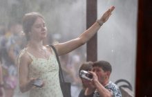 У Києві встановлять нові рамки-розпилювачі води для порятунку від спеки: перелік локацій