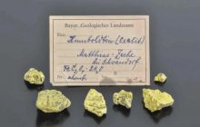 Открытие века: затерянное письмо привело ученых к самому редкому минералу планеты