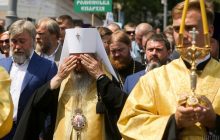 Дали месяц: Киевская митрополия УПЦ должна "порвать" с Русской православной церковью