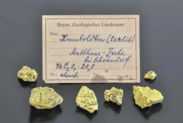 Відкриття століття: загублений лист привів вчених до найрідкіснішого мінералу планети