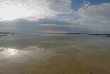 Цілюще Біле озеро на Рівненщині: що в ньому особливого та як доїхати