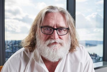 Люди, умеющие работать с ИИ, станут ценнее, чем опытные программисты, - Гейб Ньюэлл