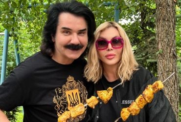 Без гламуру: Зібров показав, як із Білик смажив шашлики на дачі (фото, відео)