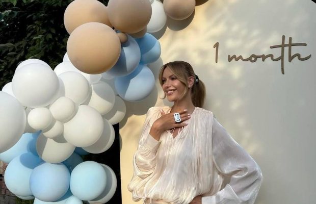 "Вже місяць": Леся Нікітюк показала, як відсвяткувала перше свято сина (фото)