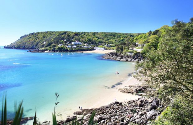 Відкрилася найдовша у світі прибережна пішохідна стежка