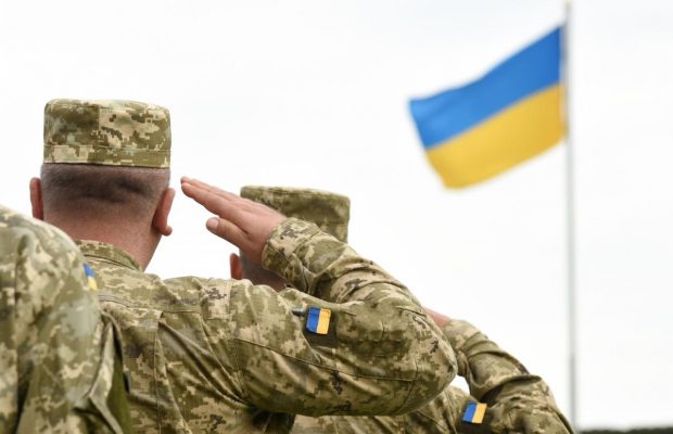 "На радість усім, хто писав: "Чому не в окопі?": ще одного співака мобілізували до ЗСУ