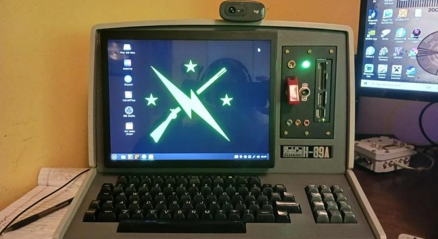 Фанатка Fallout зробила зі старого комп'ютера термінал зі світу гри