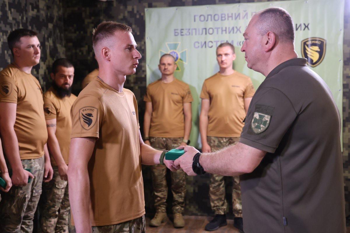 Сергей Дейнеко проверил боевую готовность пограничников на самых горячих направлениях фронта Сергей Дейнеко проверил боевую готовность пограничников на самых горячих направлениях фронта
