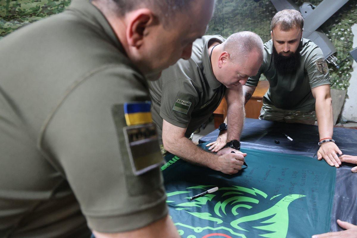 Сергей Дейнеко проверил боевую готовность пограничников на самых горячих направлениях фронта / фото ГПСУ Сергей Дейнеко проверил боевую готовность пограничников на самых горячих направлениях фронта / фото ГПСУ