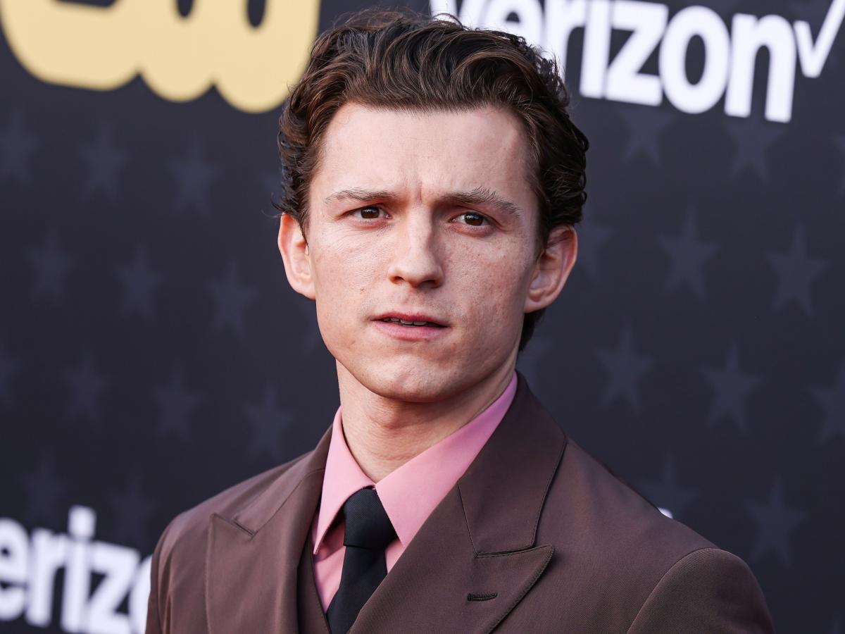 Том Голланд показав фото зі зйомок продовження "Чоловіка-павука" / фото ua.depositphotos.com