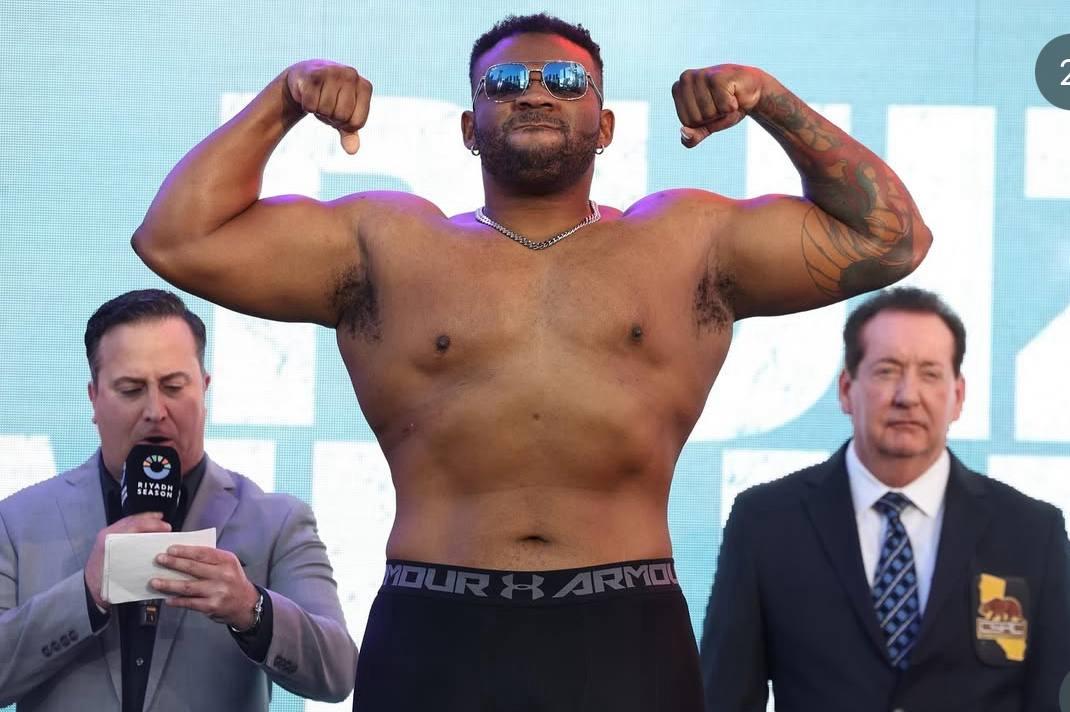 'Я переїду українця': американський супертяж натякнув на бій з Усиком 'Я переїду українця': американський супертяж натякнув на бій з Усиком