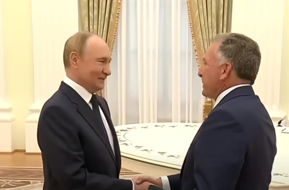 Ушаков прокомментировал переговоры Путина с Уиткоффом / Фото: скриншот из видео Ушаков прокомментировал переговоры Путина с Уиткоффом / Фото: скриншот из видео