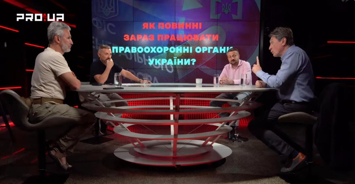 Під час конфлікту з НАБУ і САП Кравченко діяв обережно: Фесенко назвав головний плюс нового генпрокурора Під час конфлікту з НАБУ і САП Кравченко діяв обережно: Фесенко назвав головний плюс нового генпрокурора