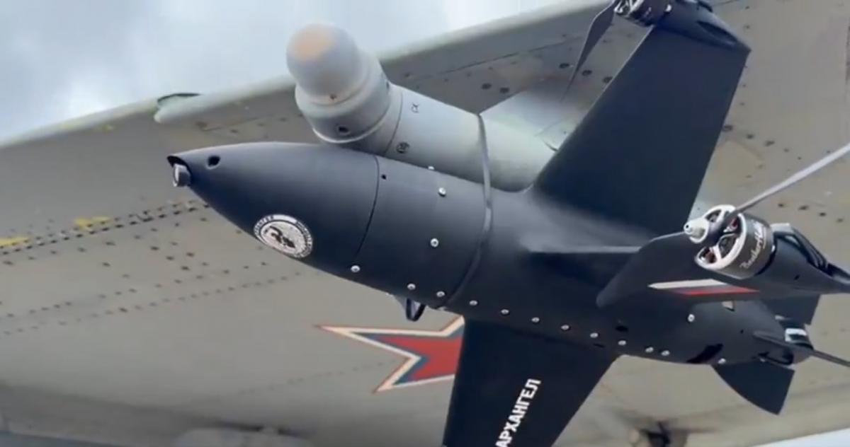 Теоретически дрон можно интегрировать в самолет, но не в истребитель / видеоx.com/i/status Теоретически дрон можно интегрировать в самолет, но не в истребитель / видеоx.com/i/status