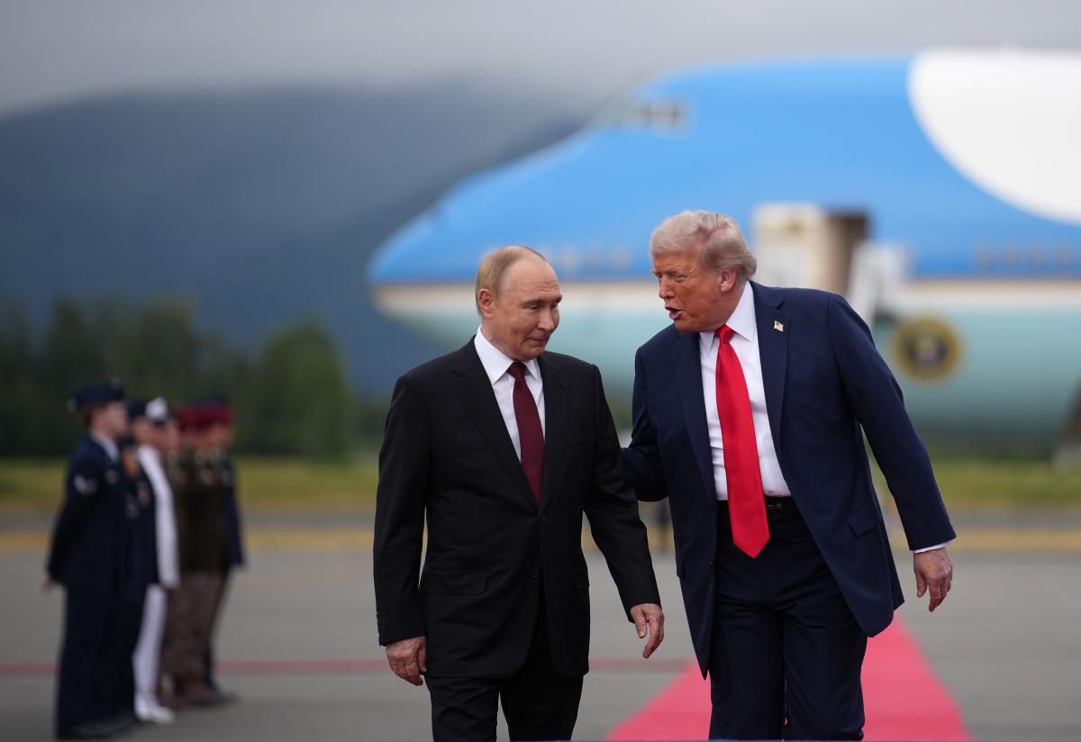 Президент Трамп і Путін зустрілися в Анкориджі 15 серпня / фото GettyImages Президент Трамп і Путін зустрілися в Анкориджі 15 серпня / фото GettyImages