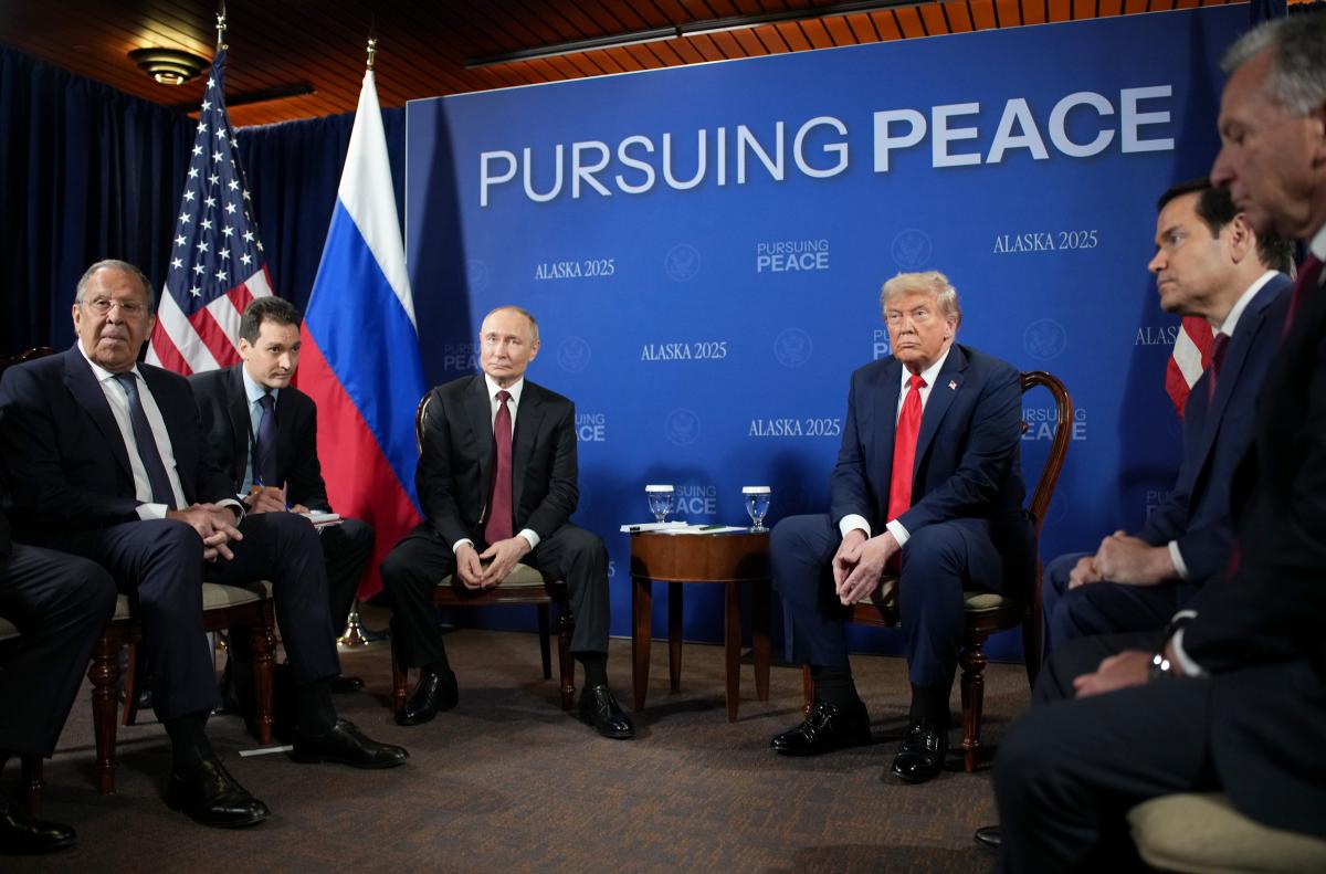 'Тягнути час і не посваритися': експерт про тактику Путіна щодо Трампа 'Тягнути час і не посваритися': експерт про тактику Путіна щодо Трампа
